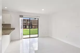 1836 N Crystal Lake Dr, Lakeland, FL 33801 - Photo 14