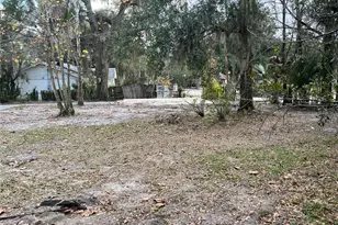 704 W Euclid Ave, Deland, FL 32720 - Photo 18