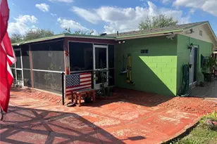 1315 Poppy Ave, Orlando, FL 32811 - Photo 16