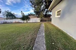 1002 Shawnda Ln, Kissimmee, FL 34744 - Photo 4