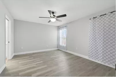 985 Highland Crest Circle, Lake Wales, FL 33853 - Photo 12