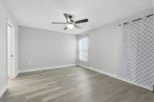 985 Highland Crest Cir, Lake Wales, FL 33853 - Photo 12