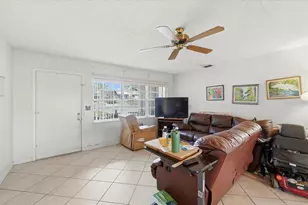 806 Hillside Ave, Lake Wales, FL 33853 - Photo 2