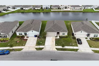 486 Pine Tree Bridge Trail, Saint Cloud, FL 34772 - Photo 4