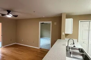 5475 Vineland Rd, Orlando, FL 32811 - Photo 10