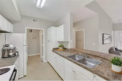 5572 Metrowest Boulevard #304, Orlando, FL 32811 - Photo 28