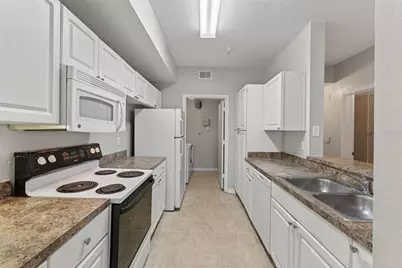 5572 Metrowest Boulevard #304, Orlando, FL 32811 - Photo 22