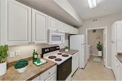 5572 Metrowest Boulevard #304, Orlando, FL 32811 - Photo 24