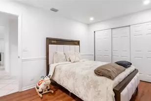 132 Chestnut Cir, Royal Palm Beach, FL 33411 - Photo 24