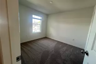 2762 Raindrop Run St, Clermont, FL 34714 - Photo 4