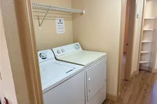 2498 Sweetwater Club Cir, Kissimmee, FL 34746 - Photo 8