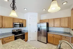 461 Indian Wells Ave, Poinciana, FL 34759 - Photo 8