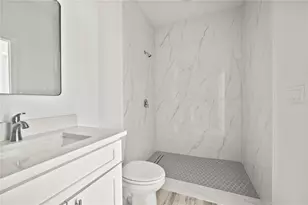 688 E Euclid Ave, Deland, FL 32724 - Photo 32