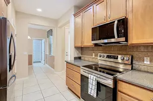 2472 Palm Tree Dr, Kissimmee, FL 34759 - Photo 16