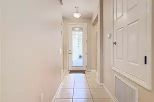 2472 Palm Tree Dr, Kissimmee, FL 34759 - Photo 10