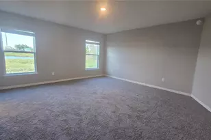 747 Cypress Creek Run St, Saint Cloud, FL 34771 - Photo 20