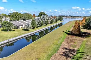 381 Winter Ridge Blvd, Winter Haven, FL 33881 - Photo 2