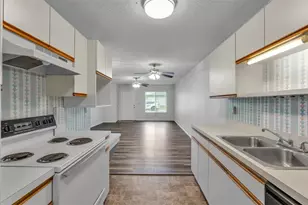 381 Winter Ridge Blvd, Winter Haven, FL 33881 - Photo 6