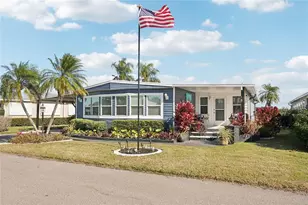 113 Castle Dr, Nokomis, FL 34275 - Photo 4