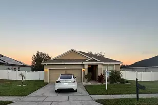 140 Highland Meadows St, Davenport, FL 33837 - Photo 1