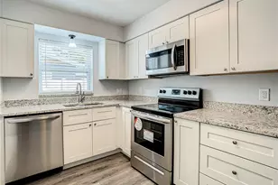 2918 46th Ave S, Saint Petersburg, FL 33712 - Photo 18