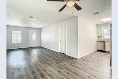 2918 46th Avenue S, Saint Petersburg, FL 33712 - Photo 12