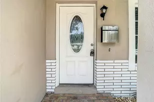 2918 46th Ave S, Saint Petersburg, FL 33712 - Photo 8