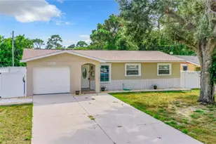 2918 46th Ave S, Saint Petersburg, FL 33712 - Photo 2