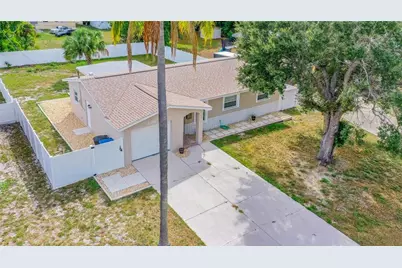 2918 46th Avenue S, Saint Petersburg, FL 33712 - Photo 4