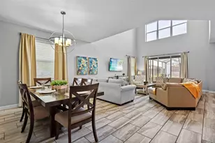 4760 Kings Castle Cir, Kissimmee, FL 34746 - Photo 10