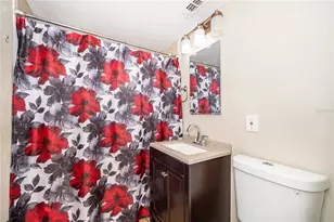944 Halstead St, Deltona, FL 32725 - Photo 26