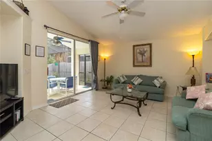 4626 Eagle Peak Dr, Kissimmee, FL 34746 - Photo 6
