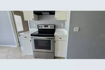 462 Magpie Court, Kissimmee, FL 34759 - Photo 4