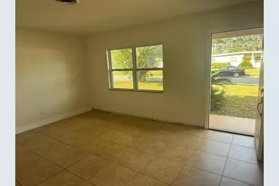 2200 Mosher Drive, Orlando, FL 32810 - Photo 4