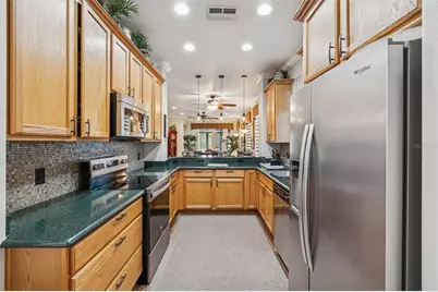 2825 Palm Tree Drive, Kissimmee, FL 34759 - Photo 16