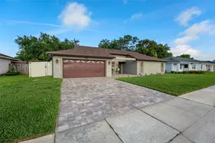 12542 Idaho Woods Ln, Orlando, FL 32824 - Photo 2
