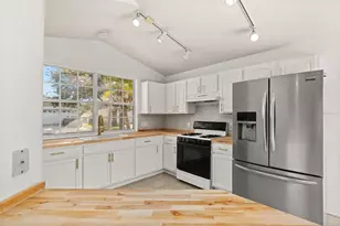 129 Sir Phillips Dr, Davenport, FL 33837 - Photo 4