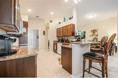 8204 Fan Palm Way, Kissimmee, FL 34747 - Photo 10