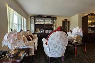 4930 Hernandes Dr, Orlando, FL 32808 - Photo 6