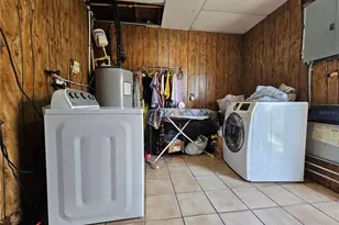 4930 Hernandes Dr, Orlando, FL 32808 - Photo 30