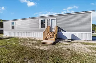 2003 Oak St, Saint Cloud, FL 34769 - Photo 2