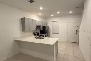 2056 Viewfinder St, Kissimmee, FL 34758 - Photo 4