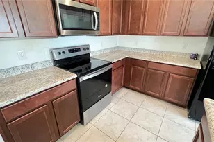 819 Fillmore Ct, Davenport, FL 33837 - Photo 4