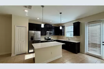 8548 Zoeller Hills Drive, Davenport, FL 33896 - Photo 2