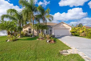 611 Baldwin Dr, Kissimmee, FL 34758 - Photo 1