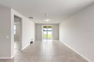 280 Towns Cir, Haines City, FL 33844 - Photo 10