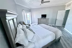 880 Mandalay Ave, Clearwater Beach, FL 33767 - Photo 22