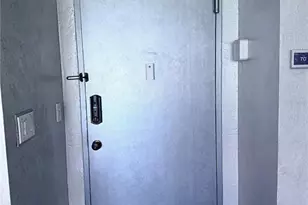 880 Mandalay Ave, Clearwater Beach, FL 33767 - Photo 32