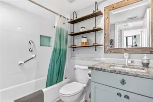 255 Dolphin Point, Clearwater Beach, FL 33767 - Photo 14