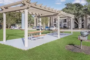 4704 Walden Cir, Orlando, FL 32811 - Photo 4